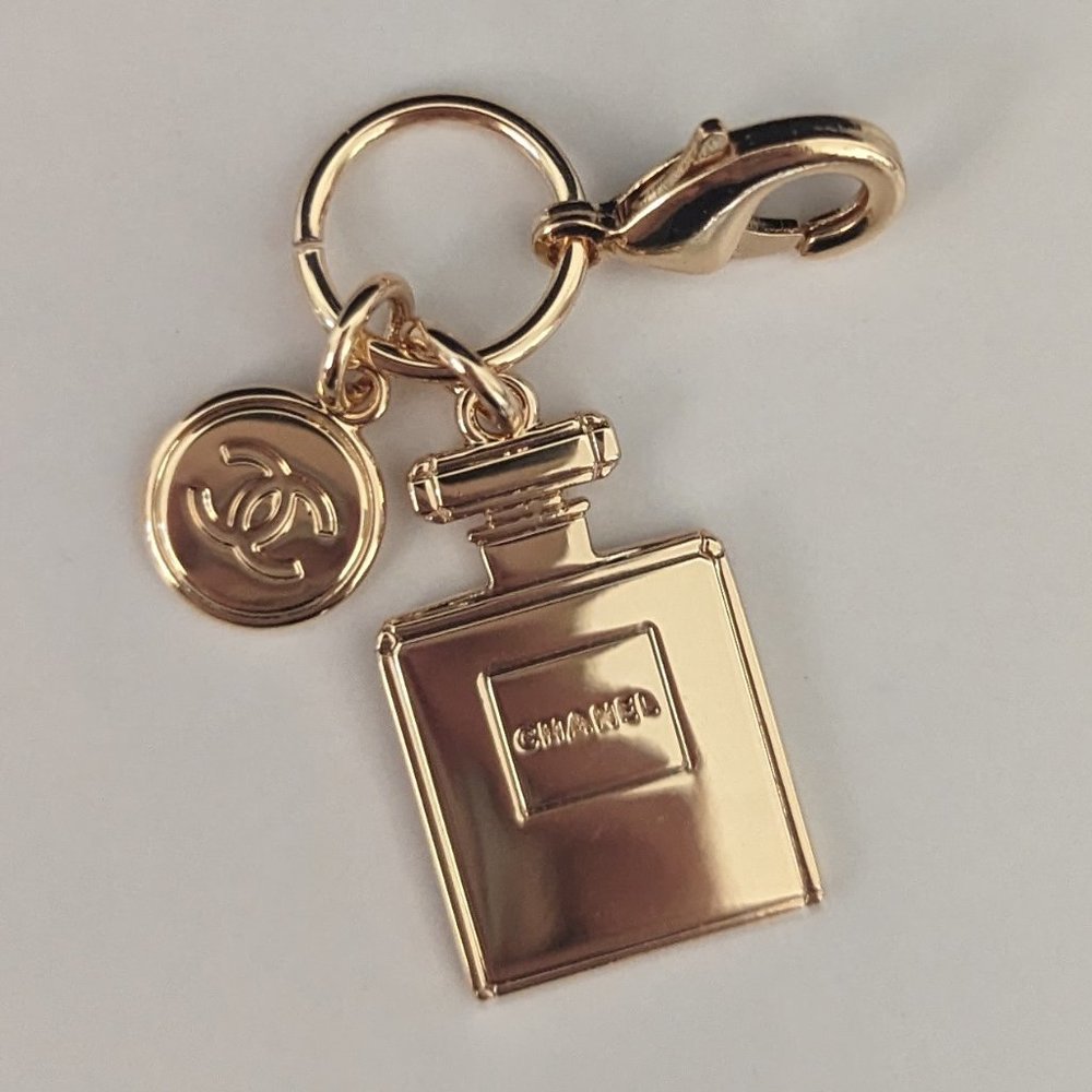 2023 Chanel Holiday Charm, Limited Edition Gold Bottl… - Gem